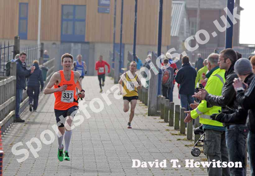 James Buis (Border Harriers) wins the Transped Blyth Valley 10k.